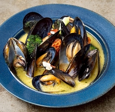 フレッシュムール貝の白ワイン蒸し