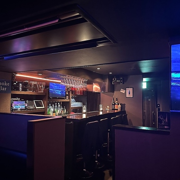 Karaoke Bar Nyx Roppongi カラオケバーニュクスロッポンギの雰囲気1