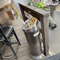 テラスで喫煙可能