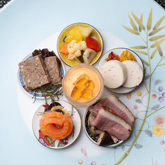 モン・ルー　特製オードブルバリエ　　　　　　　　　　　　　　　　6種盛り合わせ