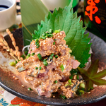 【九州の味　ごまさば・ごまかんぱち】特製のゴマダレで和えた九州料理のド定番。