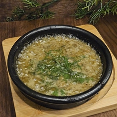 カニみそと大葉のアヒージョ