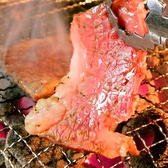 炭火で焼くお肉は焦げ臭くなく、柔らかく焼けます！