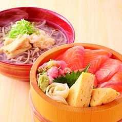 サーモンとネギトロのおひつ御膳