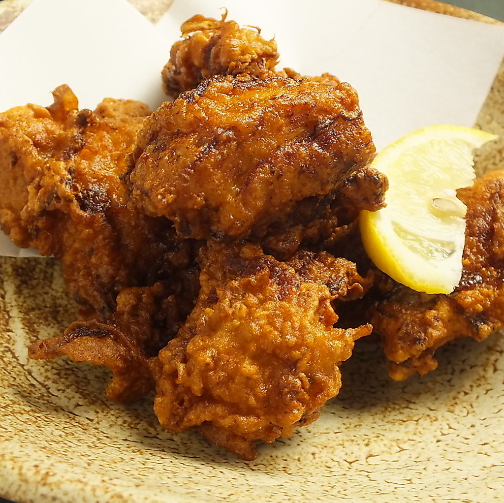 【知る人ぞ知る】隠れ人気メニュー「塩だれ唐揚げ」はお肉の旨味を閉じ込めた逸品。お酒が進みます！