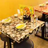 ぎょうざととり皮 ながりの酒場の雰囲気3