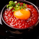 ■ いくら鮮度抜群のいくらを贅沢に盛り付けた、いくら好きのための海鮮丼。口の中で弾けるプチプチ食感と濃厚な旨み、上品な塩味が広がる贅沢な味わいです。