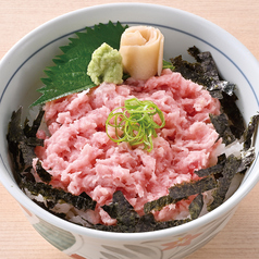叩きまぐろ丼