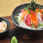 厳選した食材を全国各地から仕入れています