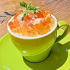 ウニのムース~ずわい蟹とイクラとトマトのコンソメジュレと~