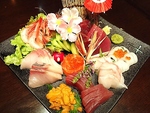 【塩釜市場直送　刺身盛り合わせ】　日本酒と一緒にどうぞ♪