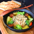 料理メニュー写真&nbsp;本日のアヒージョ (バゲット付き)