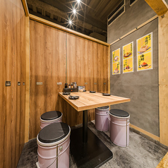 ヒトメボレ 名駅3丁目店の雰囲気3