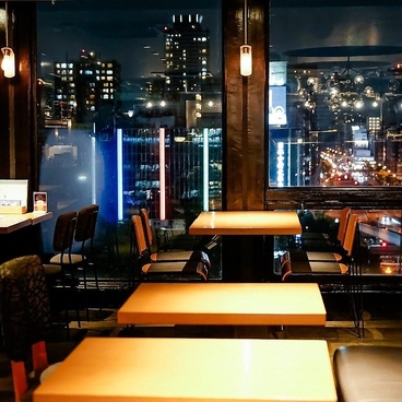 宴 Wagyu & Oysterの雰囲気1