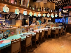 お一人様大歓迎★カウンター席は周りを気にせずゆったりとお食事可能です！気さくなスタッフばかりなのでお気軽にお越しください☆