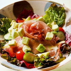 アボカド生ハムサラダ マスタードドレッシング