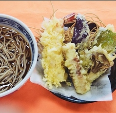冷やし天ぷらそば（うどん）
