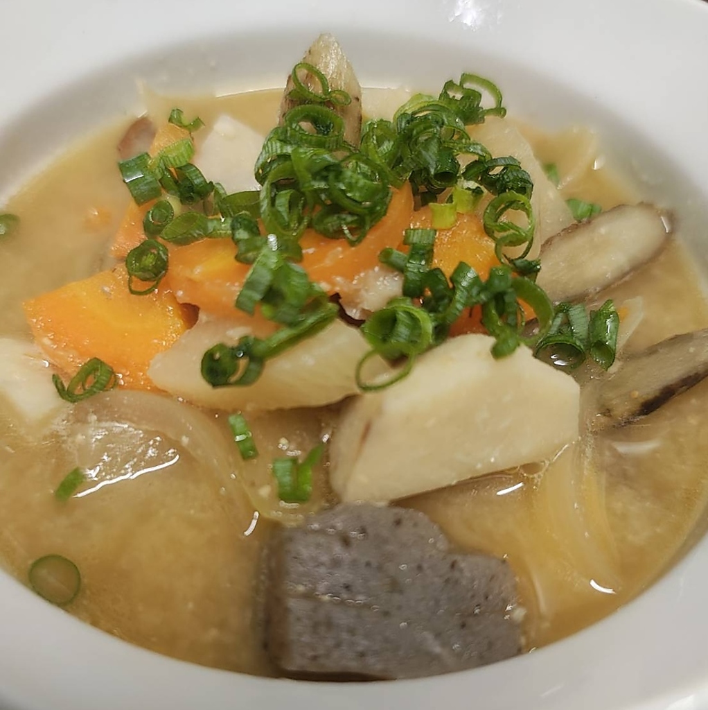 人気の掘りごたつ席は飲み会や女子会におすすめです♪美味しいお料理で心も体も温まります♪