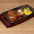 料理メニュー写真&nbsp;<COMBO> 牛100％極ハンバーグ×肩ロースステーキ