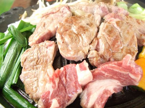 食の町・函館で羊の肉をさらに美味しくご提供♪炭火で頂くジンギスカンはラムジンで★