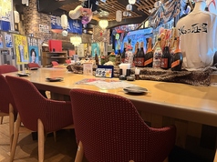 カップルにオススメ♪カウンター席は二人だけの空間です♪