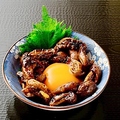 料理メニュー写真 うな肝卵黄添え