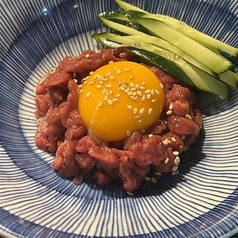 桜肉 塩ユッケ
