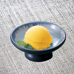 各種アイスクリーム／季節のシャーベット