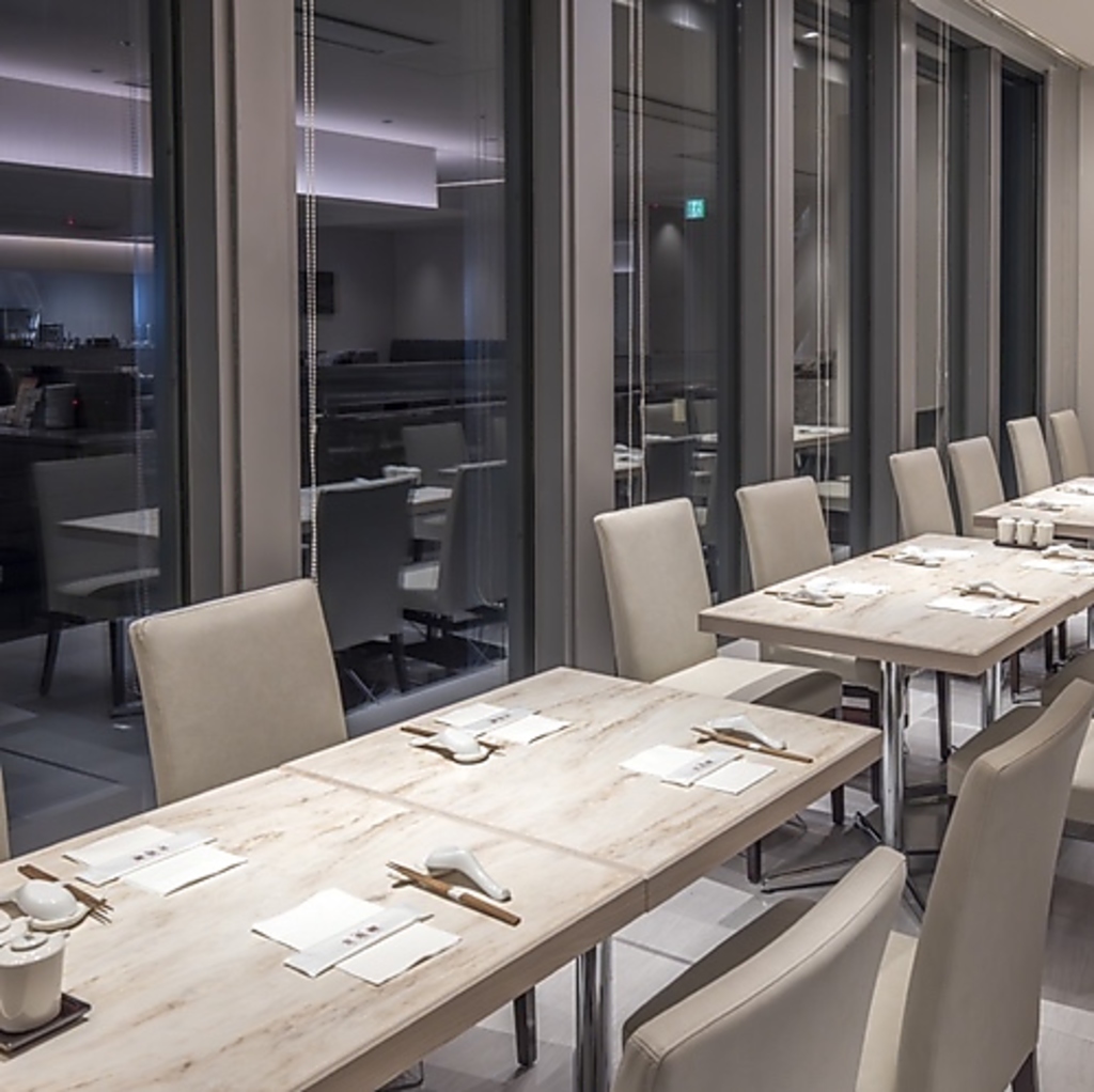 ロケーションは最高！夜景パノラマで三宮を一望できます♪