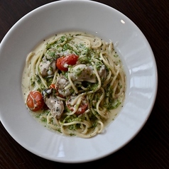 牡蠣と青海苔のクリームパスタ