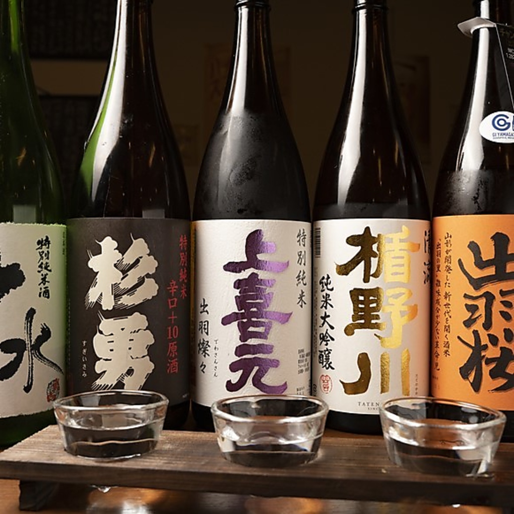 お酒も充実しております◎こだわりの日本酒をお楽しみください！