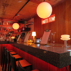 Sound Bar NUTSTOWN サウンドバーナッツタウンの雰囲気1