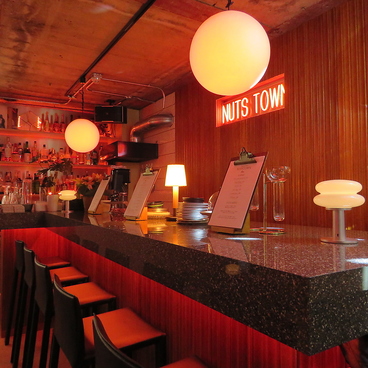 Sound Bar NUTSTOWN サウンドバーナッツタウンの雰囲気1