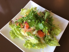 パクチーサラダ