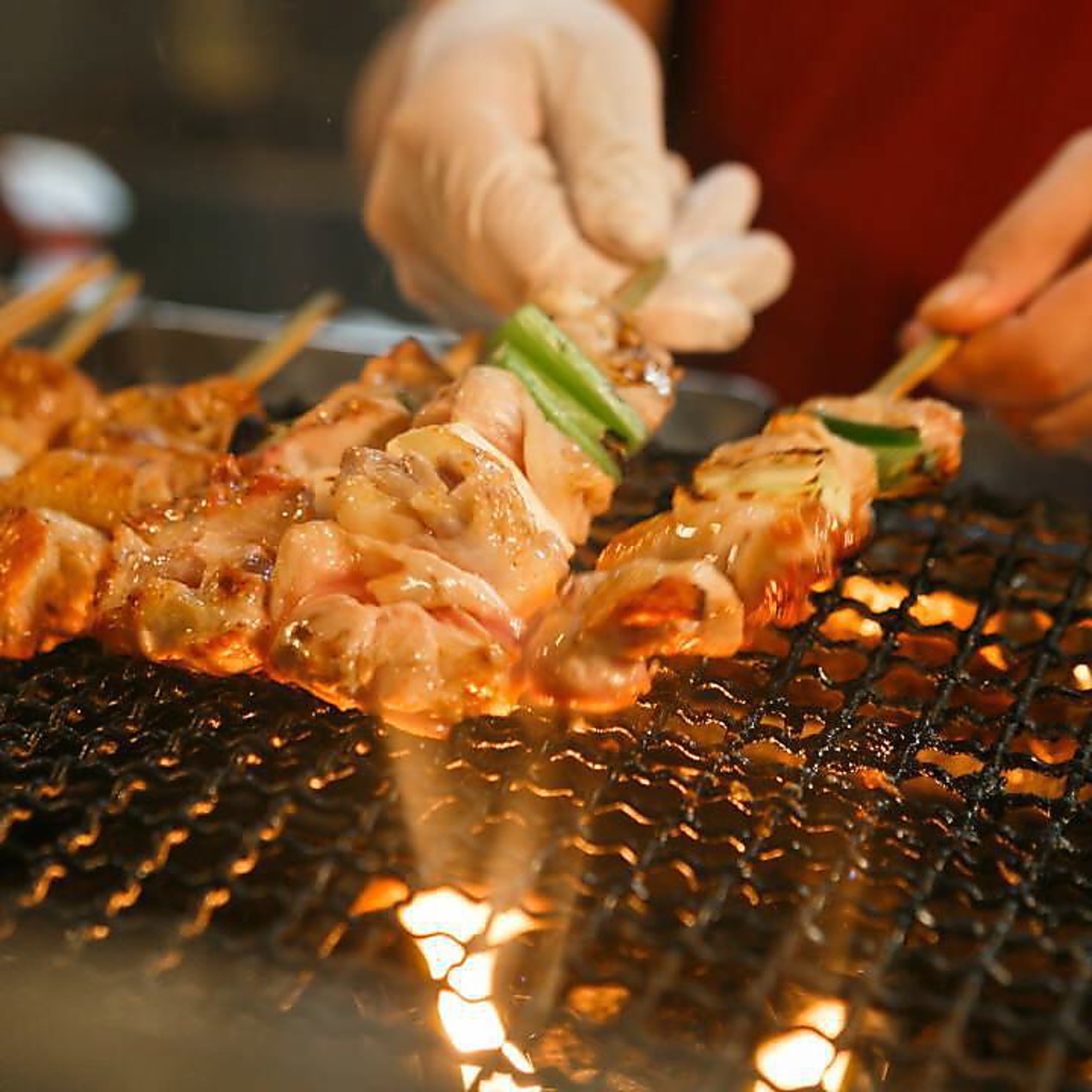 お食事は、乾き物から、主食やスイーツも♪コースも多数ご用意しております♪