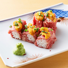 生うに乗せ炙りヒレ肉寿司