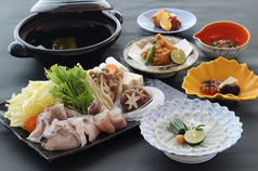 「ふぐ鍋コース」2時間半の飲み放題付きの写真