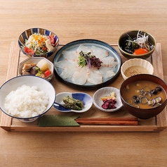 ●伊勢真鯛定食 鯛茶漬けと宇和島めし