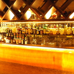 季節ごとに変わるオリジナルカクテルの他、御客様の気分に合わせて特別な1杯をお作りします☆