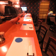 ゆったり寛ぎのカウンター席でお楽しみ下さい