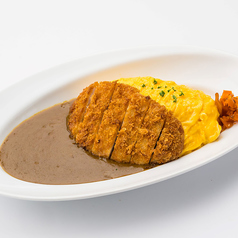 オムカツカレー
