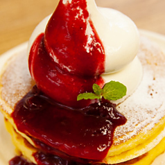 (勾当台店限定)ソフト&フランボワーズパンケーキ