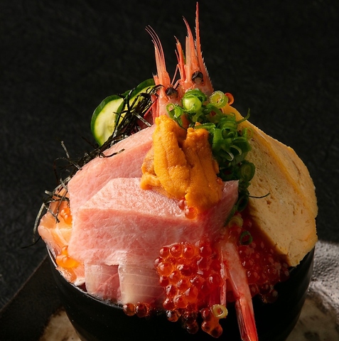 すし居酒屋 湊 諏訪交番前店