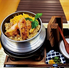 骨付鳥 呼鶏呼光の特集写真