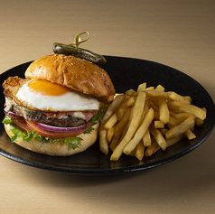 ゴルゴンゾーラ＆ベーコンバーガー