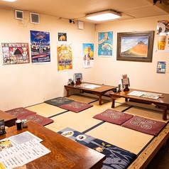 2～4名様、3～4名様、4～6名様、7～10名様、11～14名様、15～18名様まで収容可能なお座敷席