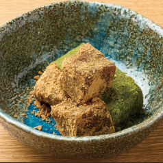 きな粉と抹茶のわらび餅