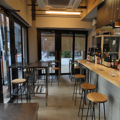 【16名様店内貸切OK】お店をまるごと貸切ってプライベートなご宴会を！着席最大16名様まで対応可能です。歓送迎会や会社のご宴会、打ち上げなどの各種お集まりに最適！周りを気にせずゆったりとお過ごしいただけます。ご予算・人数等お気軽にご相談ください。