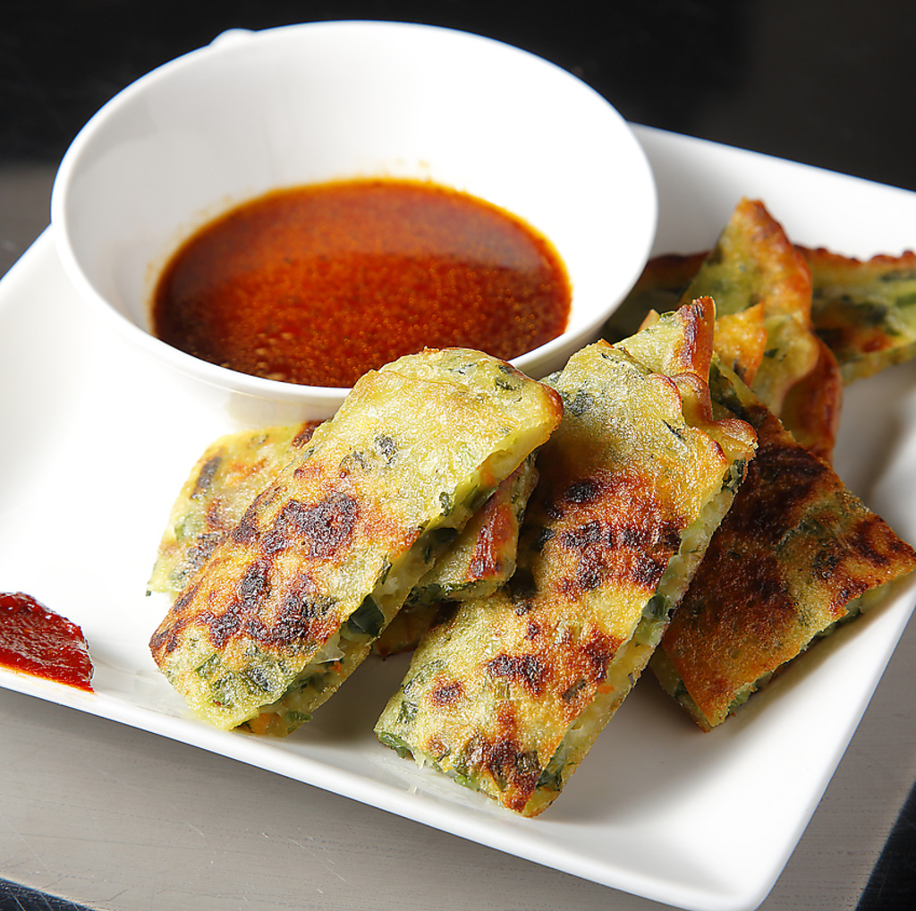 【韓国料理が盛り沢山】キムチチヂミやプルコギ、トッポギなど当店自慢の韓国料理をご堪能ください。