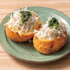 しらすのガーリックトースト